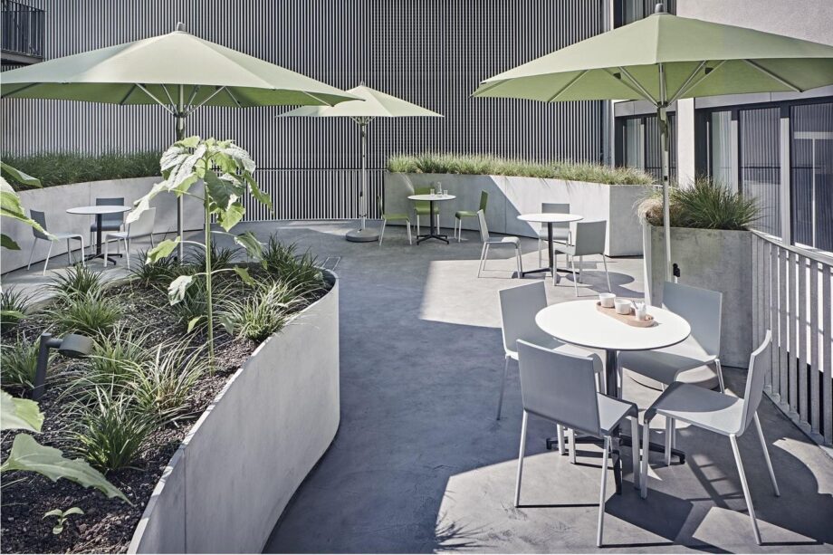 Bistro Outdoor Table Vitra