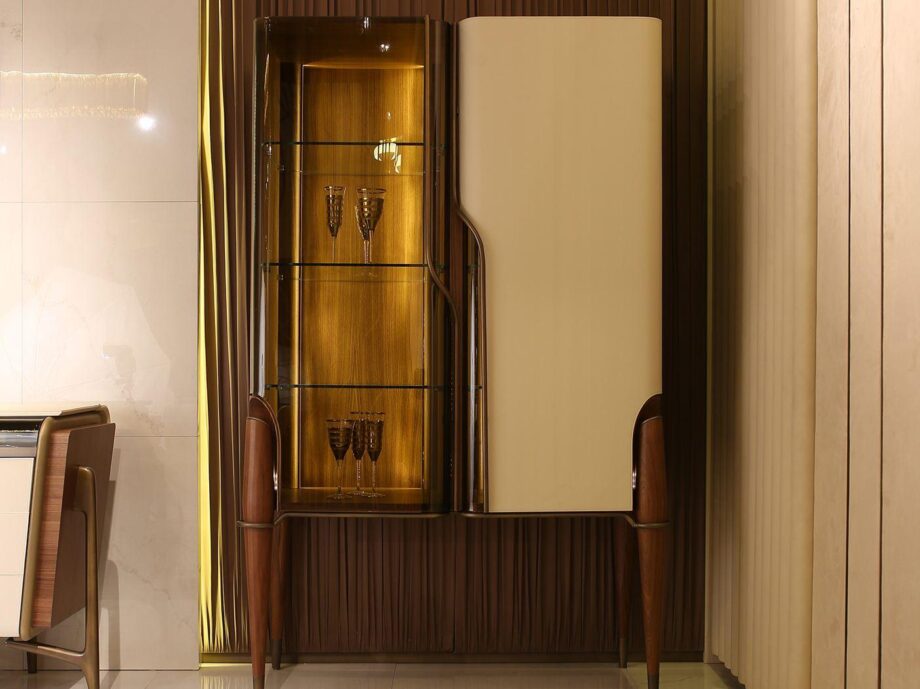 Melting Light Display Cabinet Turri