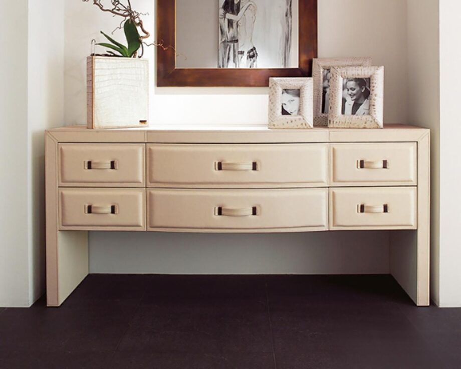 Zion Chest Of Drawers Rugiano