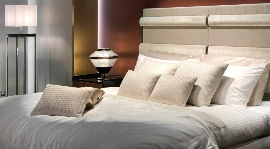 Trilogy L Bed Capital Collection