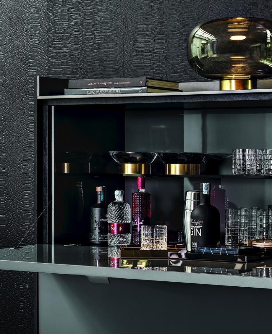 Darren Bar Cabinet Minotti
