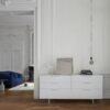 Cylinder pendant lamp | Ligne Roset. Sleek pendant lamp with dark silicone fittings and 300 cm cable. Comes with energy-efficient LED bulb. Stylish and energy-saving.