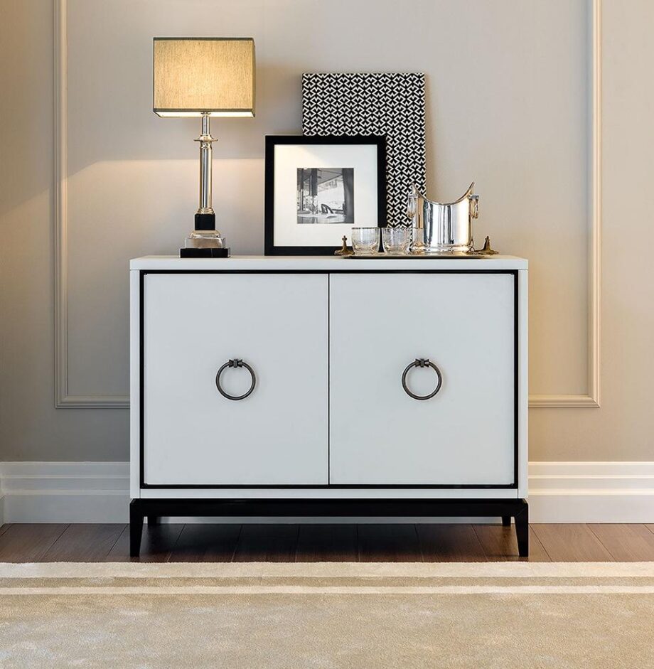 Asmara chest of drawers | Galimberti Nino. The Asmara chest of drawers is a luxurious and modern addition to any home, offering functionality and elegance.