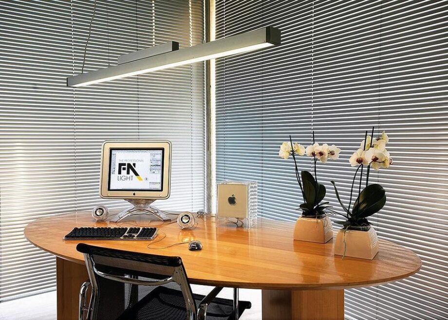 Q-Line pendant lamp | SLV. Minimalist chrome pendant lamp with acrylic shade. Sleek design, precise construction. Perfect for modern home decor.