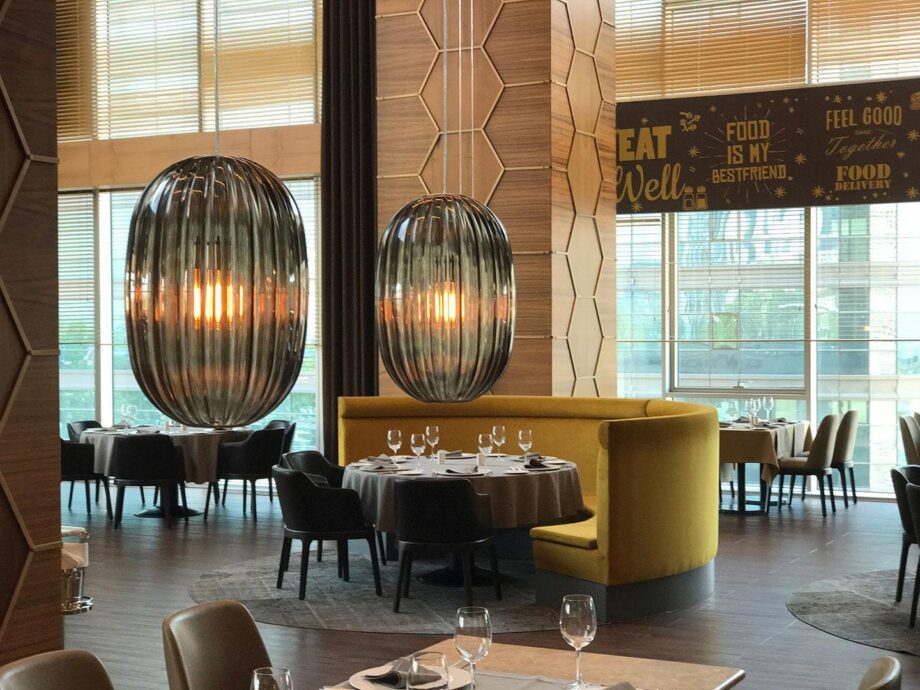 Plass pendant lamp | Foscarini. The Plass pendant lamp is a durable and stylish industrial-style piece with a dimmable feature for adjustable brightness.