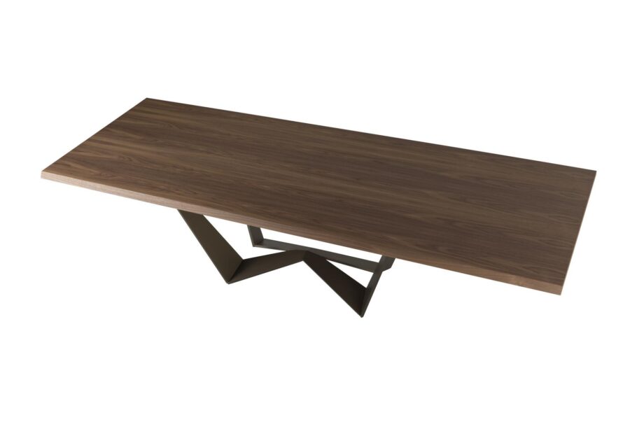 Reverse table | Tonin Casa. The Reverse table features a sinuous design with a captivating contrast between base and top for a stylish look.