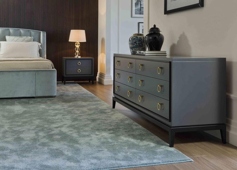Asmara chest of drawers | Galimberti Nino. The Asmara chest of drawers is a luxurious and modern addition to any home, offering functionality and elegance.