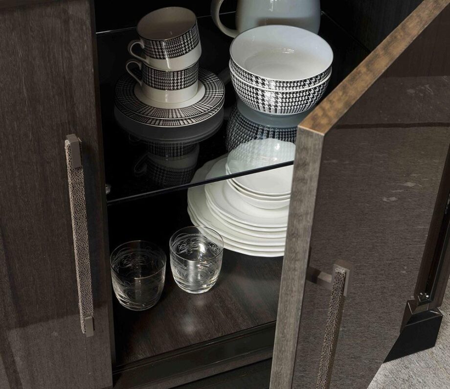 Asmara chest of drawers | Galimberti Nino. The Asmara chest of drawers is a luxurious and modern addition to any home, offering functionality and elegance.