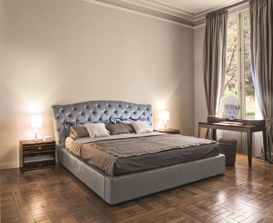 Phil bedside table | Longhi. Luxurious bedside table with ample storage, high-quality materials, and elegant design. Elevate your bedroom decor with Longhi's Phil.