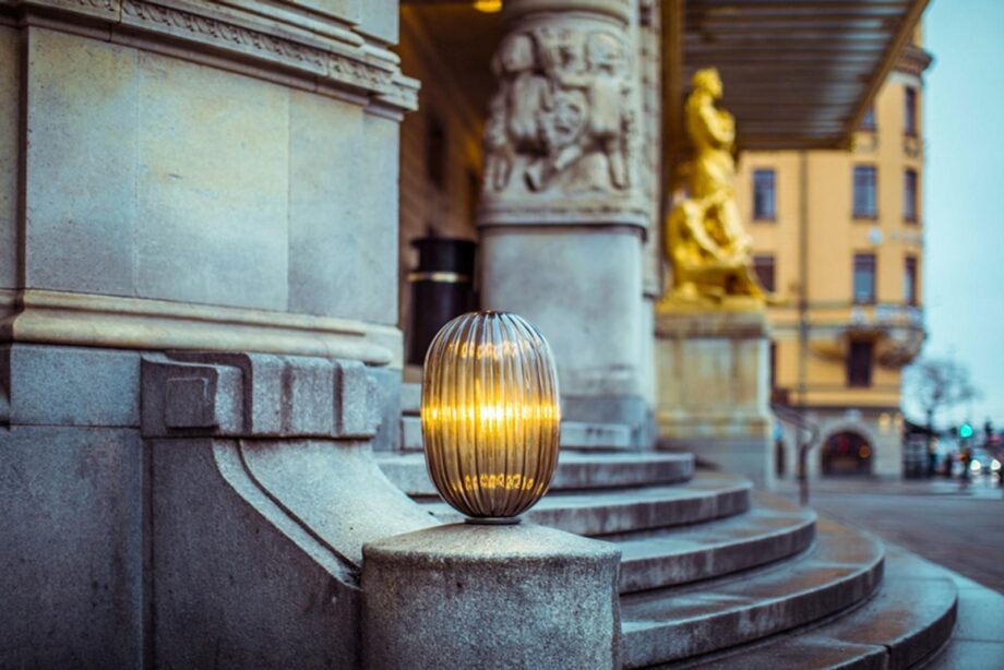 Plass pendant lamp | Foscarini. The Plass pendant lamp is a durable and stylish industrial-style piece with a dimmable feature for adjustable brightness.