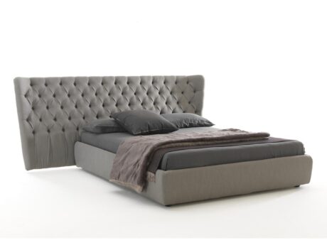 Selene Large
