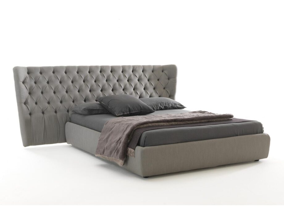 Selene Large bed | Bolzan letti. The Selene Large bed features a luxurious tufted headboard design, offering a comfortable, stylish embrace for restful sleep. Fir structure ensures durability with customizable aluminum and feet options.