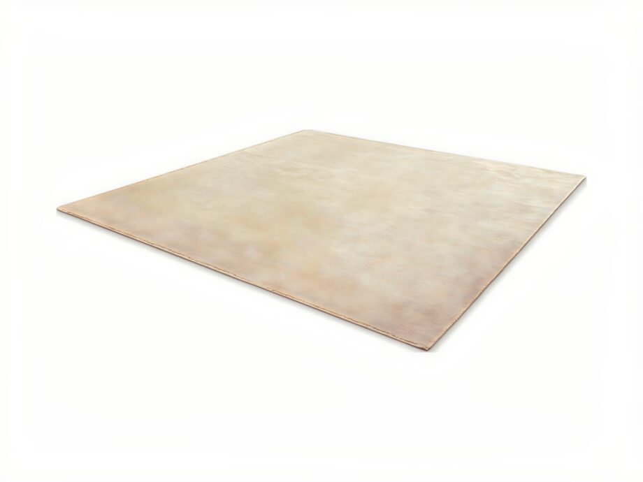 Hollywood rug | DV home. Exquisite handcrafted rug from the Hollywood collection, blending Art Deco elegance with luxurious polyamide for ultimate comfort.