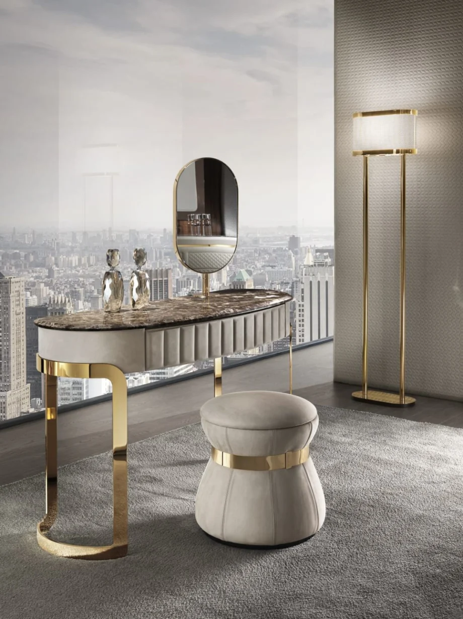 Gordon floor lamp | DV home. Elegant floor lamp with a metal structure and fabric shade, embodying luxurious Art Deco design.