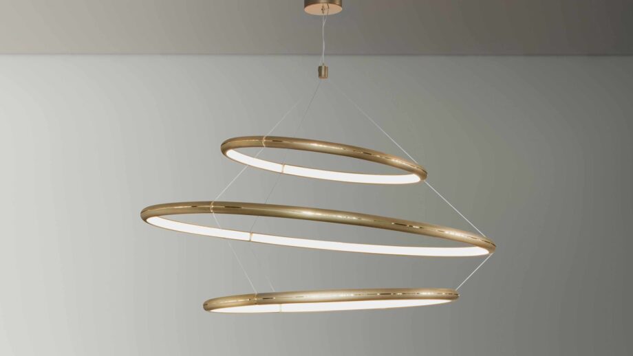Halo Ceiling ceiling lamp | Rugiano. Elegant modular bronze lights with glossy gold, for creating unique compositions.