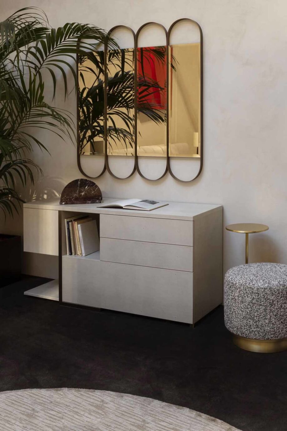 Mondrian chest of drawers | Rugiano. Exquisite chest of drawers with asymmetrical design, combining open shelves and drawers for a modern interior.