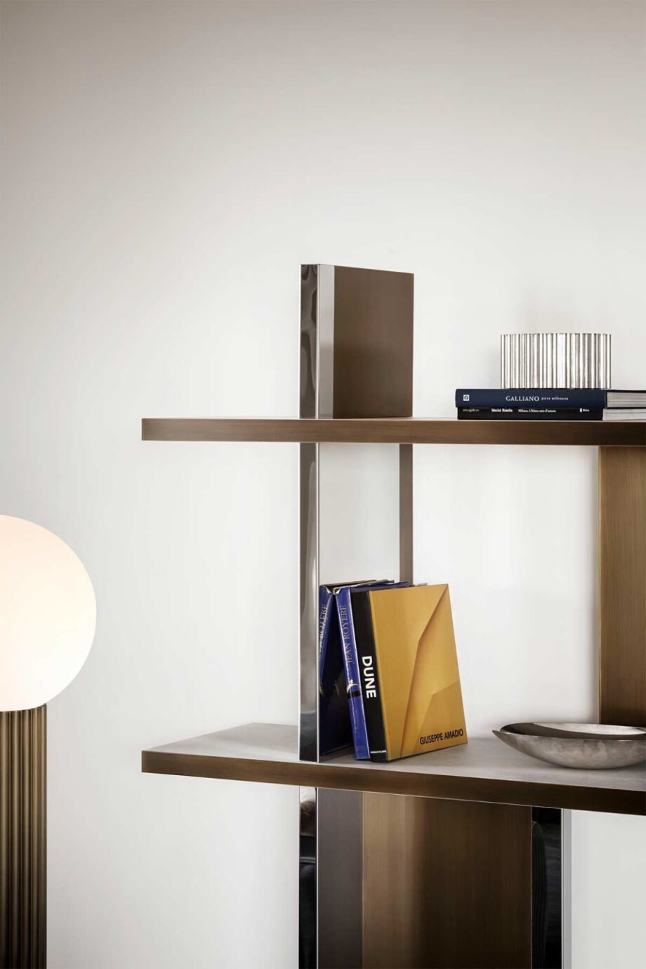 Asia bookcase | Rugiano. Modular high-end bookcase with luxurious upholstered structure and exquisite leather shelves, ideal for refined interiors.
