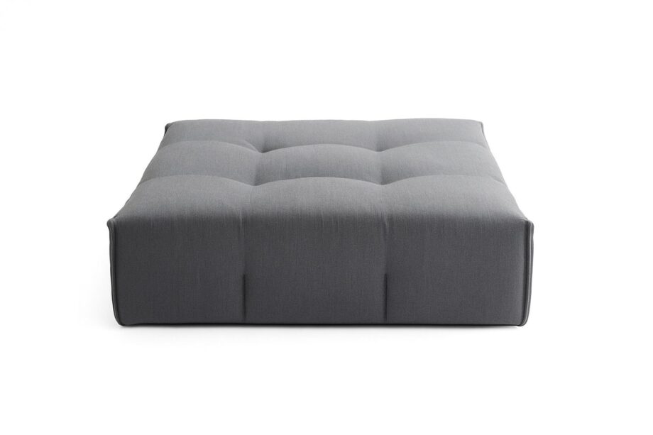 Tufty-too pouf | B&B Italia. Soft and decorative pouf with modular features, inspired by the 1960s. Features capitonné style and tailored finish.