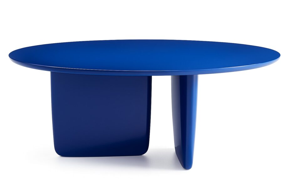 Tobi-ishi table | B&B Italia. Tobi-Ishi table blends functionality with sculptural design, offering various finishes for a personalized touch. Viewpoints inspire its unique aesthetic.