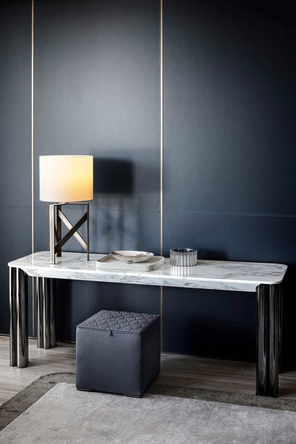 Form Zip indoor benche | Rugiano. Luxurious upholstered bench or pouf with distinctive zip detailing and elegant stitching, perfect for modern interiors.