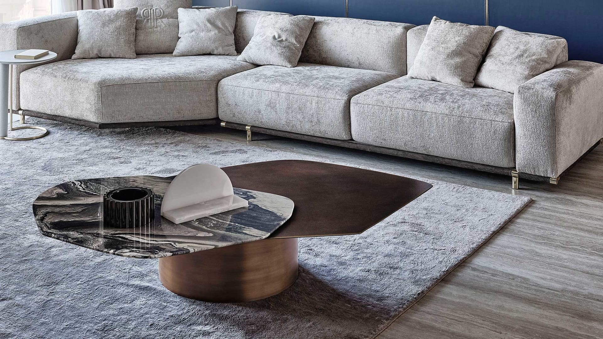 Incanto coffee table | Rugiano. Exquisite coffee table with a double top crafted from natural and precious materials, blending artistry and elegance.