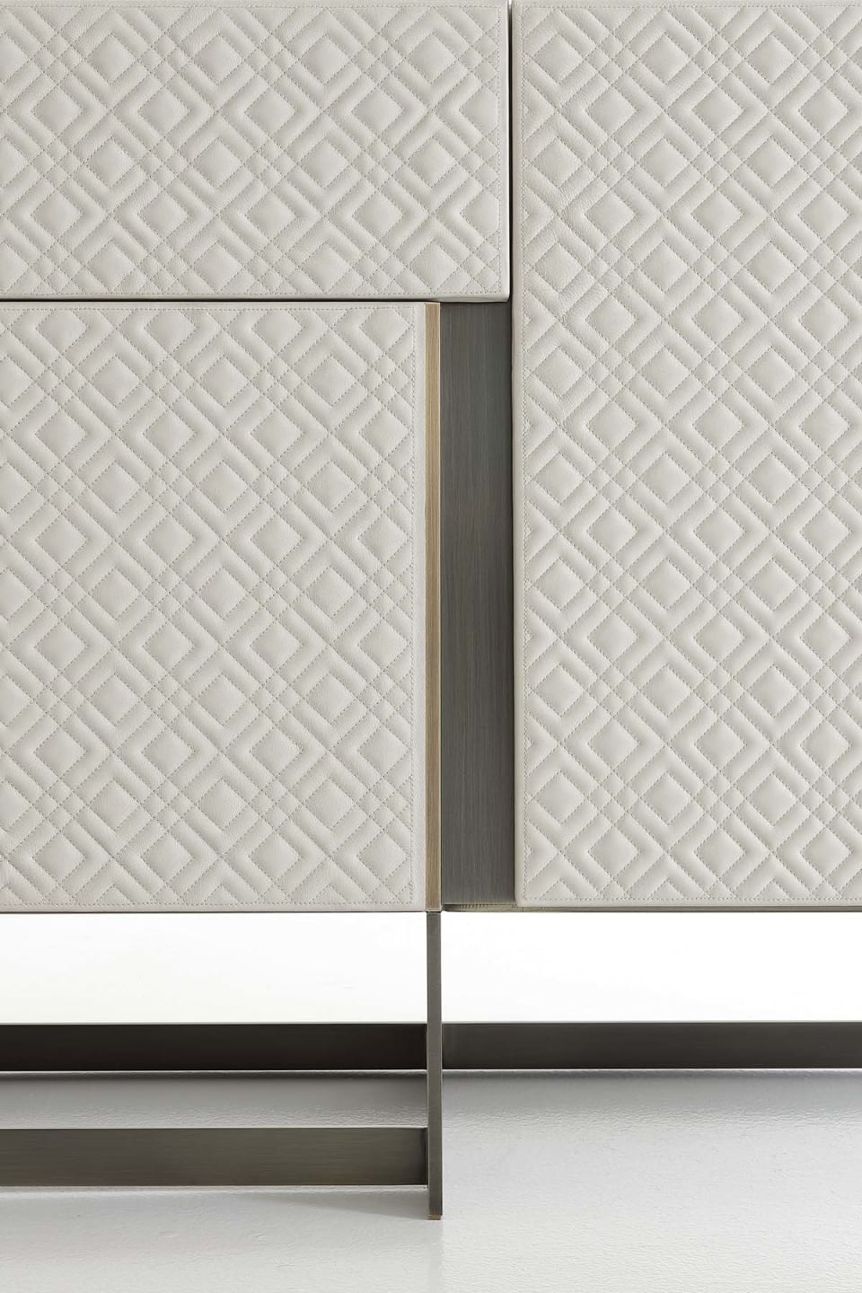 Blade sideboard | Rugiano. A luxurious sideboard with a striking design, customizable finishes, and premium materials for sophisticated interiors.