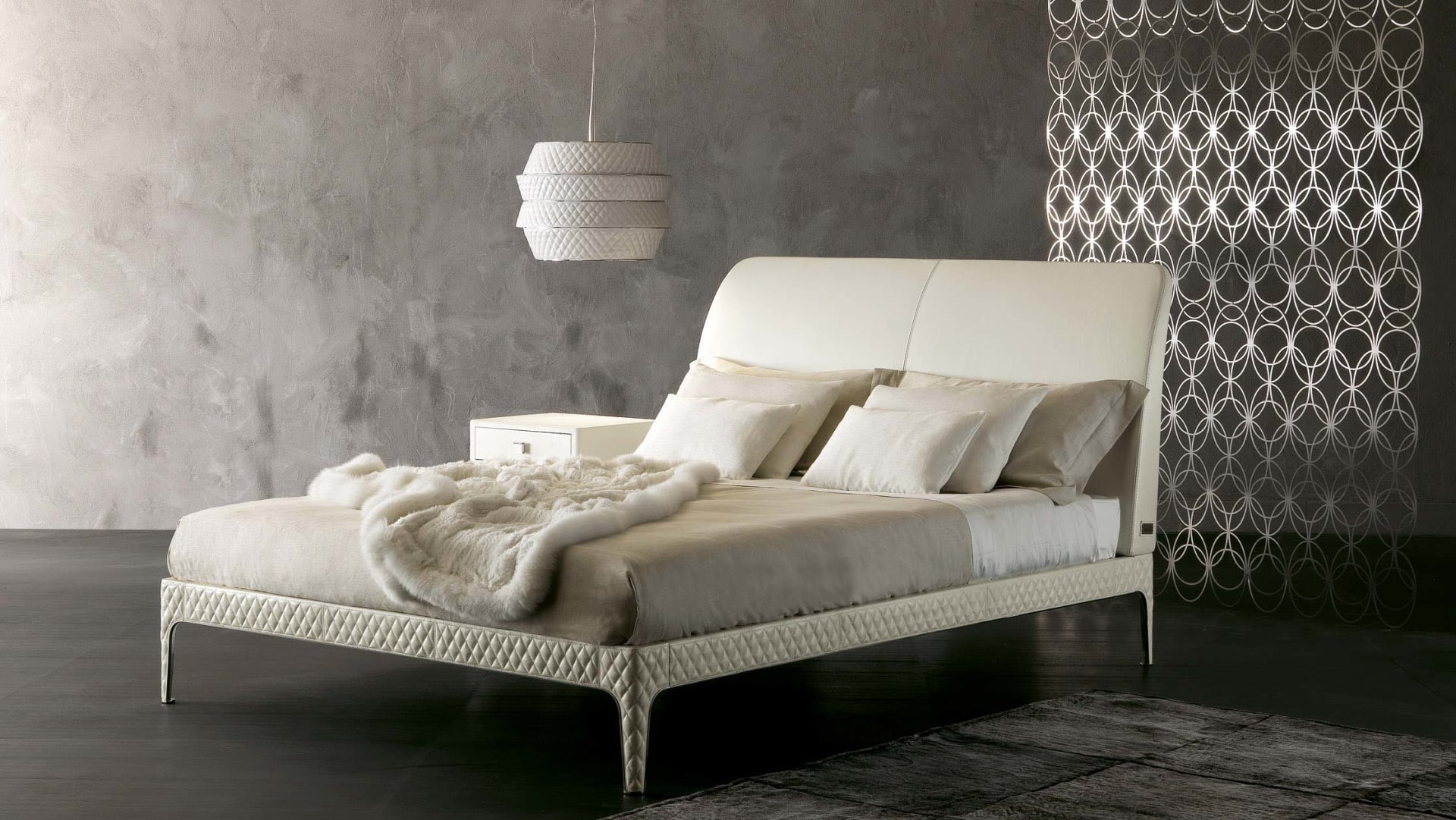 Taylor bed | Rugiano. An elegant and comfortable upholstered bed, featuring a sophisticated metal base and refined design, perfect for luxurious bedrooms.