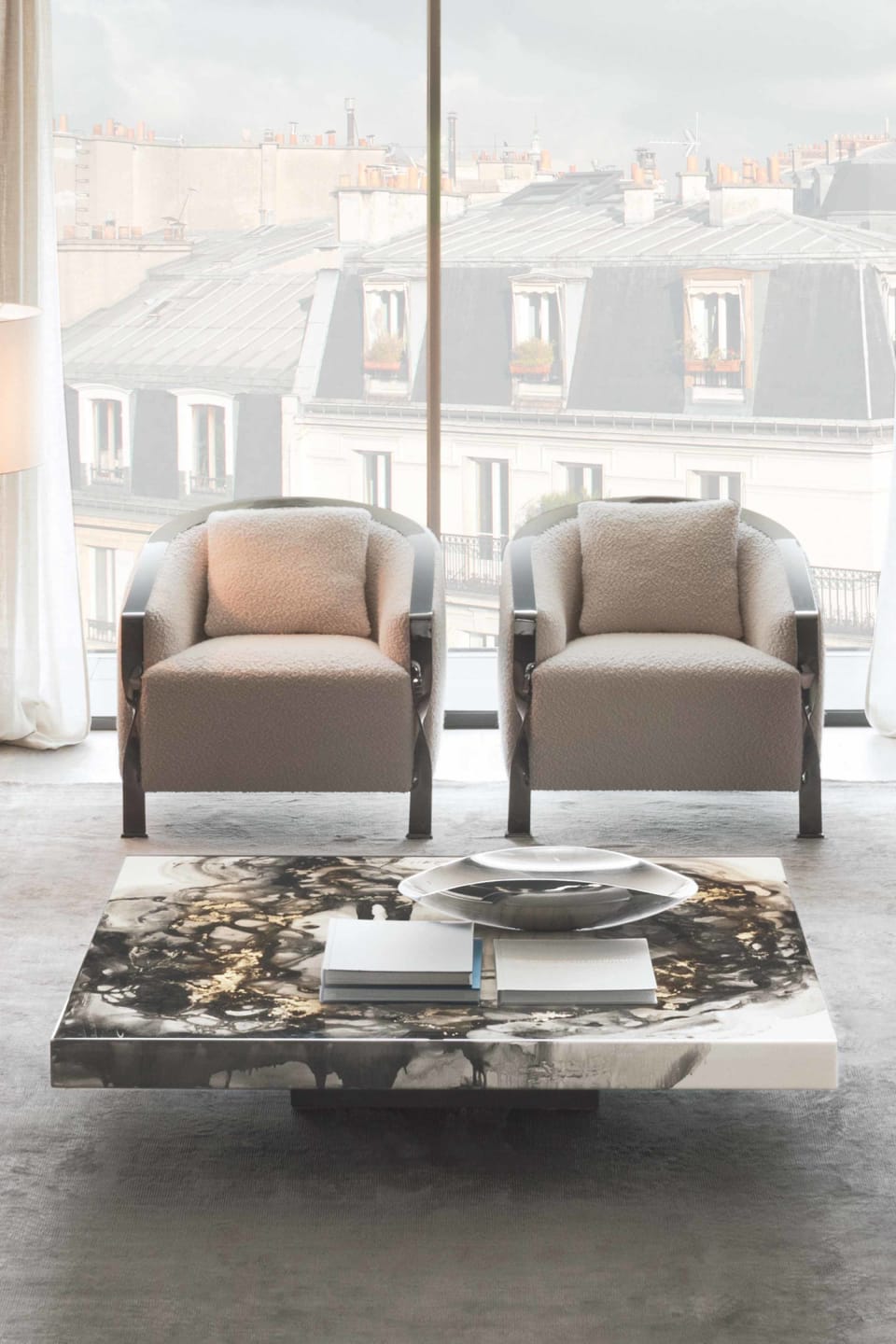 Decoro coffee table | Rugiano. Exquisite coffee table with a unique hand-painted top, available in various sizes and shapes.