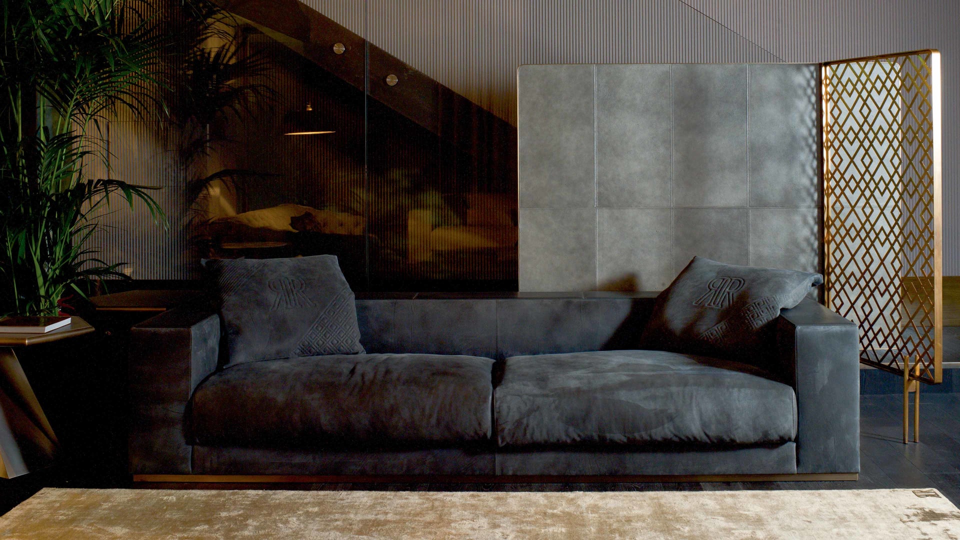 Atelier wall panel | Rugiano. Exquisite upholstered wall panel, creating a luxurious and sophisticated interior accent.