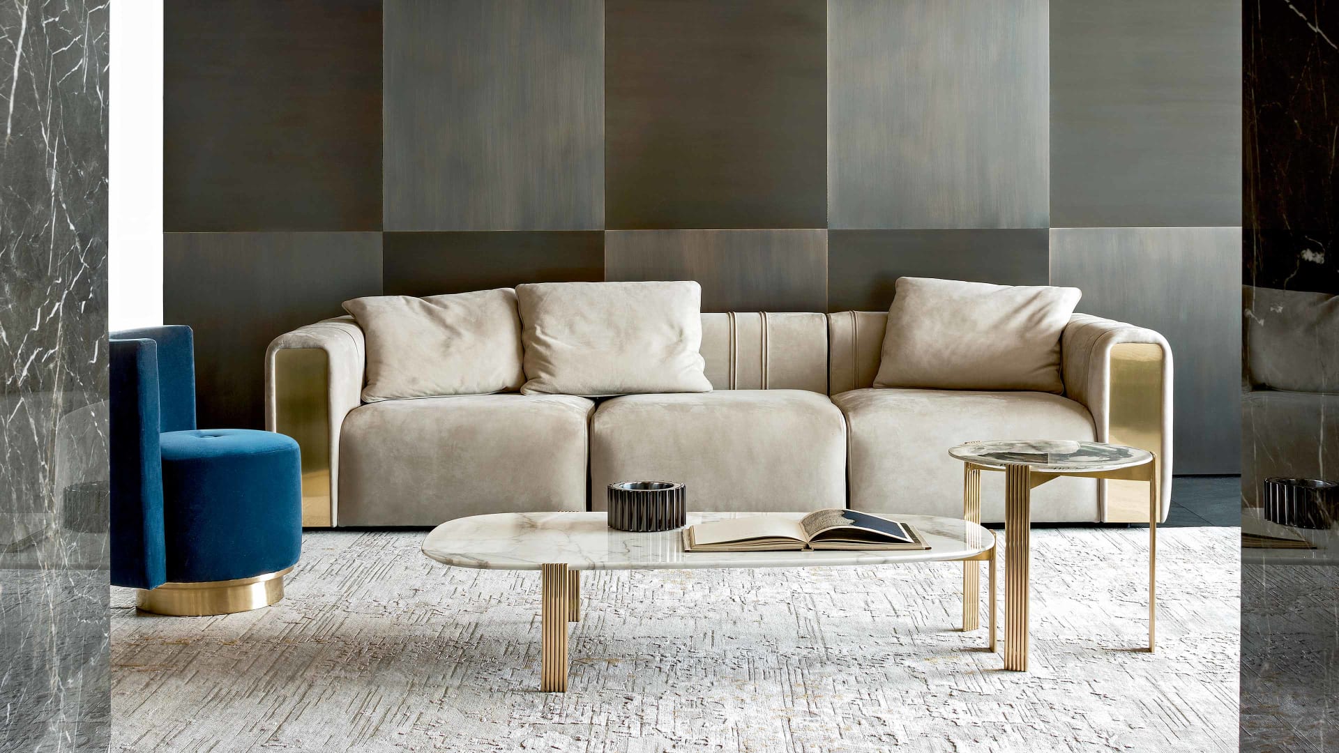 Abstraction rug | Rugiano. Abstract pattern rug with vintage fresco effect, perfect for modern and contemporary interiors.