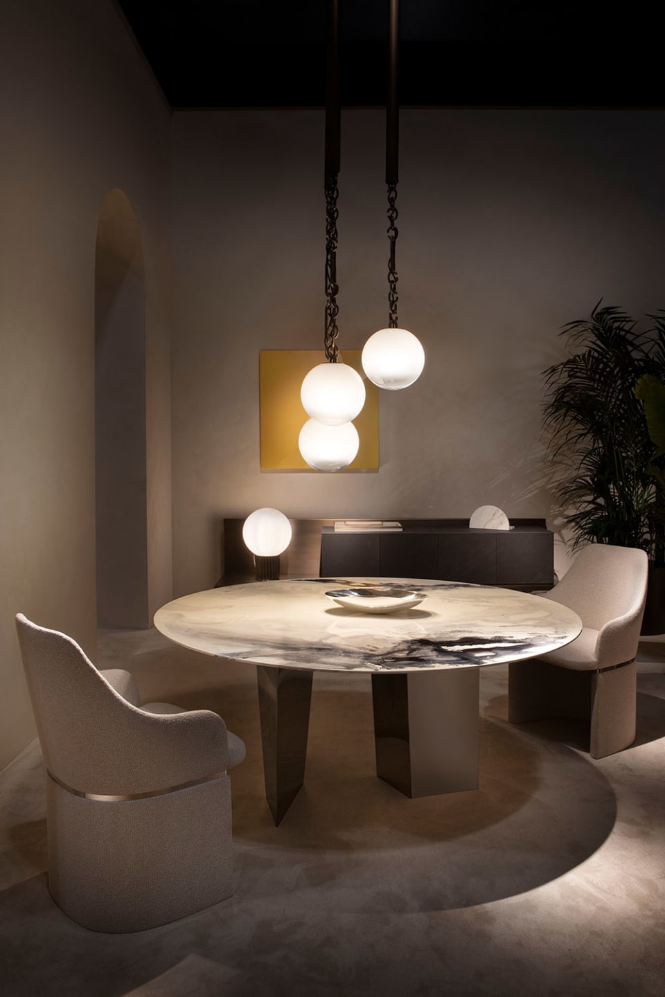 Blanco table | Rugiano. Sculptural table with a unique glass tabletop, rounded edges, and an expressive lacquered base, perfect for modern interiors.