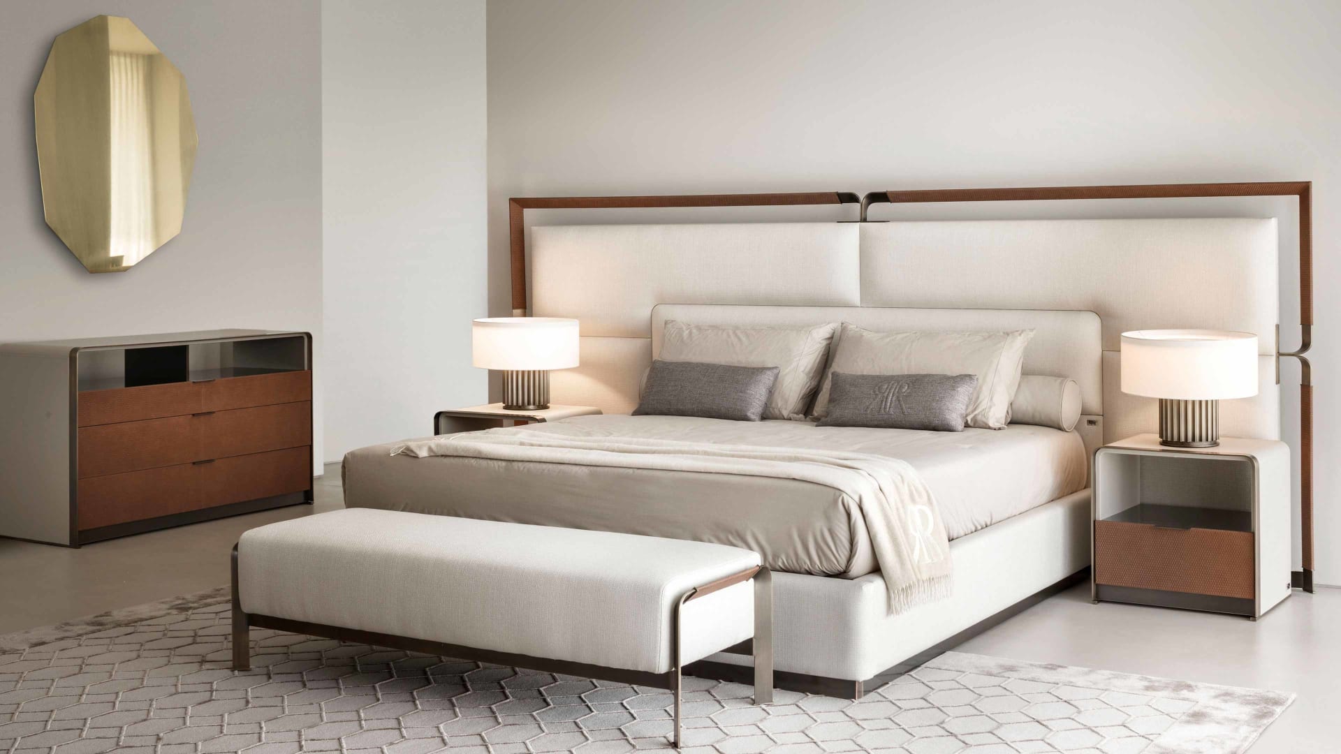 Arthur indoor benche | Rugiano. Luxurious upholstered bench with a refined bronze structure and exquisite inlaid leather detailing, perfect for elegant interiors.