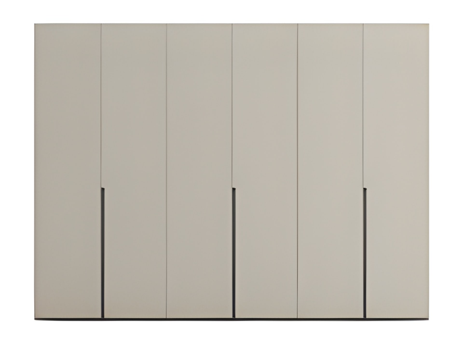 Go wardrobe | ALF Dafre. Elegant swinging door with versatile handle configurations, perfect for modern interiors.
