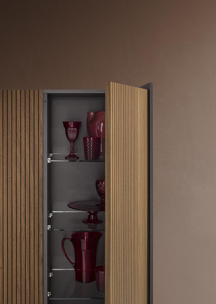Diko display cabinet | ALF Dafre. Elegant sideboards and display cabinets with clean lines, high-quality materials, and thoughtful storage.
