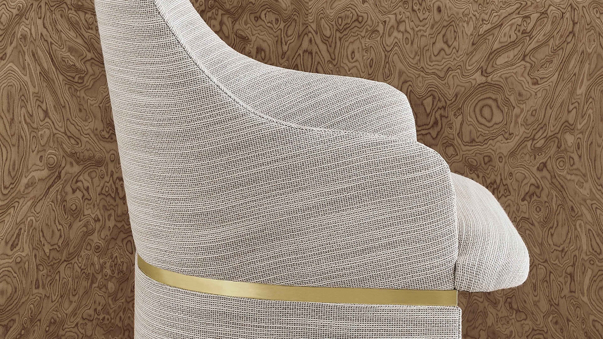 Giorgia chair | Rugiano. A contemporary dining chair featuring a unique single-shell design, upholstered in premium leather or fabric with elegant metal accents.
