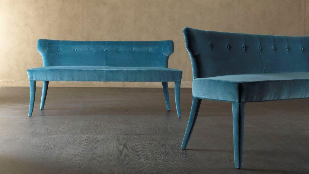 Guendalina indoor benche | Rugiano. Elegant tufted bench, versatile for various luxury interiors, offering refined comfort.