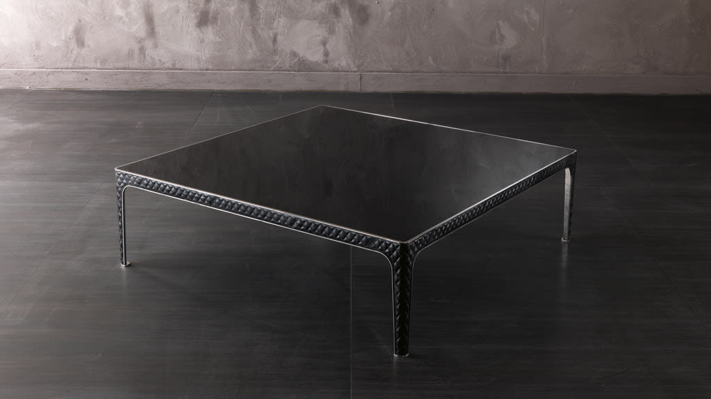 Oliver coffee table | Rugiano. Sleek, versatile coffee table offering a blend of modern design and functional elegance for luxurious interiors.