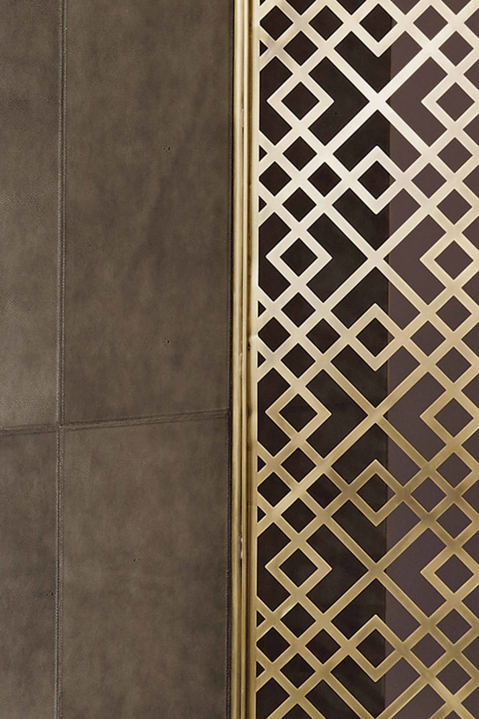 Atelier wall panel | Rugiano. Exquisite upholstered wall panel, creating a luxurious and sophisticated interior accent.